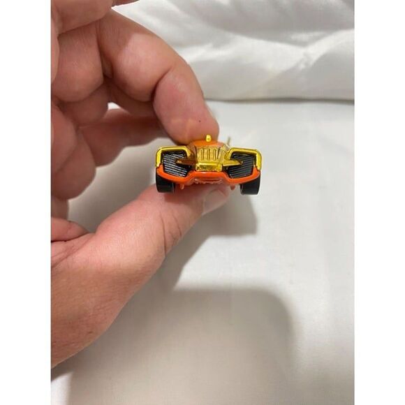 Hot Wheels 2014 Golden Super Chromes Speed Slayer Diecast Toy CFH05 - Picture 8 of 12